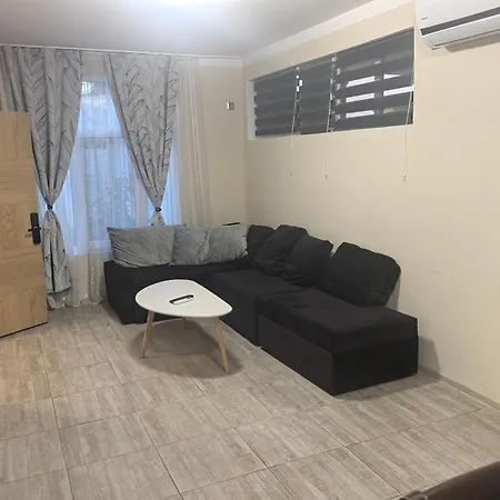 Zora Guest Aprtment Apartamento *