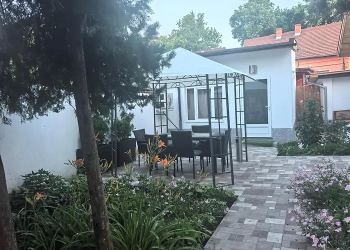 Zora Guest Aprtment *